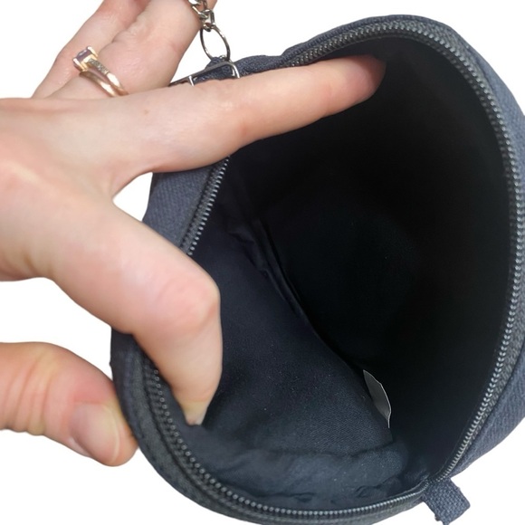 Shirdee Cotton Beaded Camo Bee Circle Bag With Metal Crossbody Strap - Picture 6 of 7